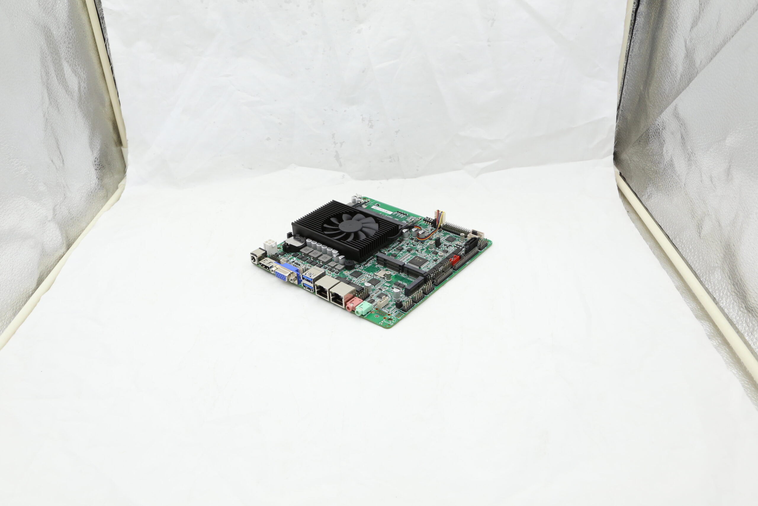 TL-5105QL Mini Itx Motherboard Integrated Intel N5105 CPU,4* Intel i226-V 2.5G Network Card,6*SATA 3.0+2*M.2 NVME Storage